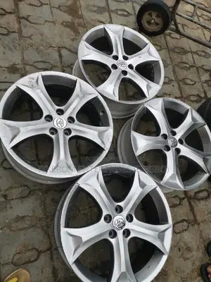 Toyota Venza 20 Rim