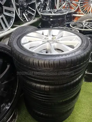 Toyota Avalon 18 Rim With Tyres