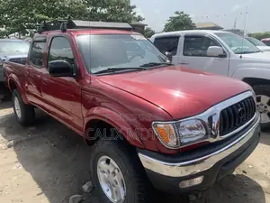 Toyota Tacoma 2004 Red