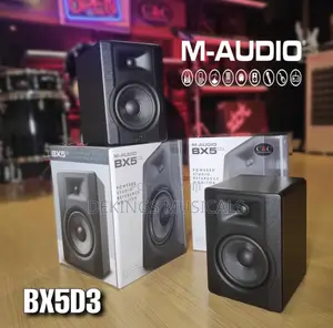 M Audio BX5 D3 Powered Studio Monitors