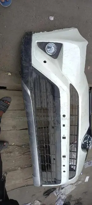 Complete Front Tokunbor Bumper Toyota Rav4 2018