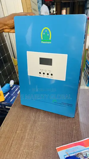 2.5kva 24V Famicare Hybrid Inverter With 60A Controller