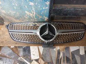Front Grill Gle350 2017