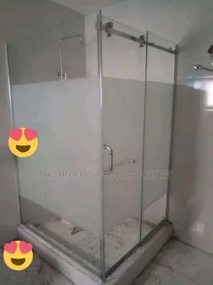 Shower Cubicle for Couples