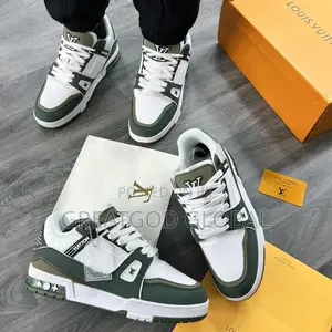 New Louis Vuitton Monogram Trainer SNKS