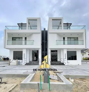 5bdrm Duplex in Ikate for sale