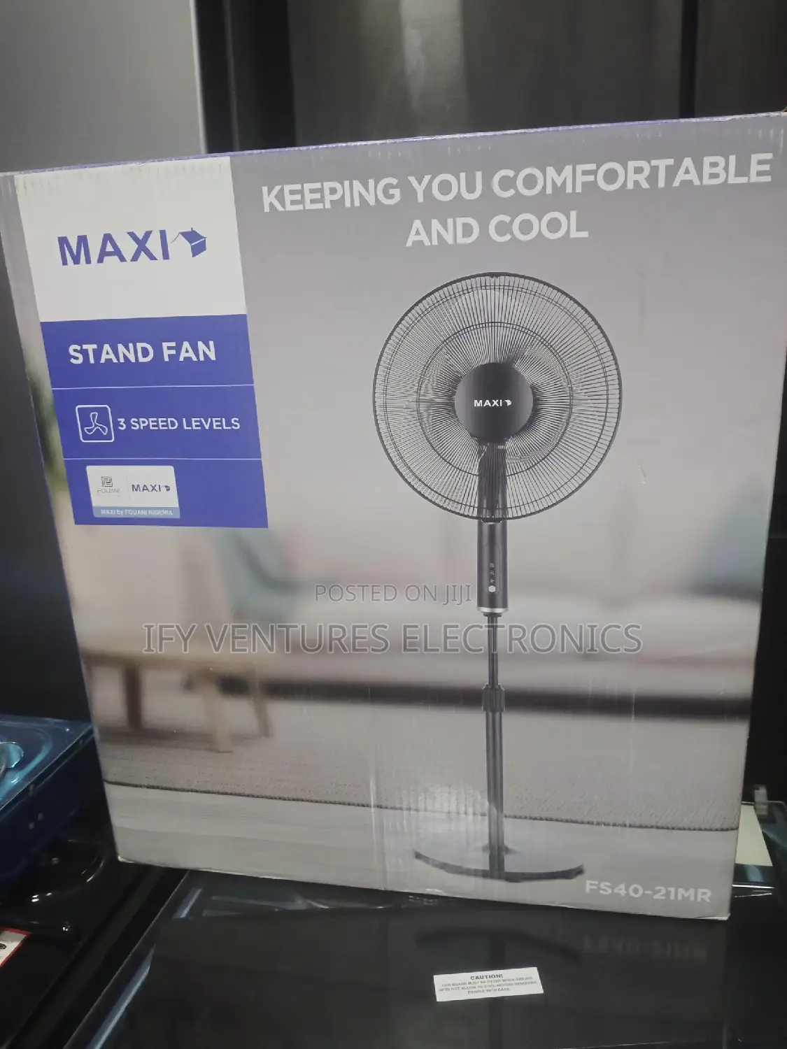 Maxi Adjustable Height Floor Fan.