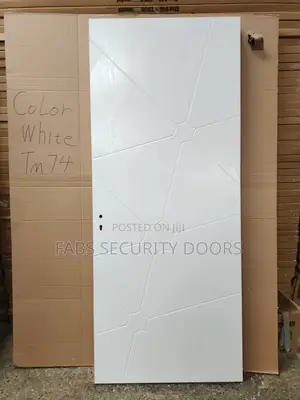 White Wooden Door (840 X2.1)