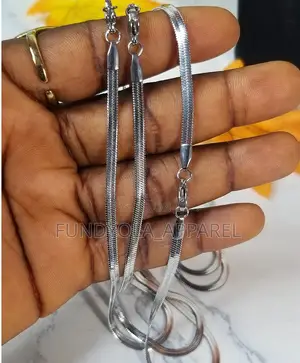 Spiral Flat Steel Silver Short Chain