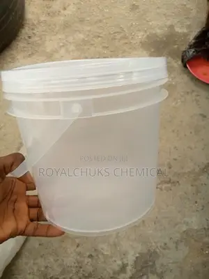 4 Litre Transparent Plastic Bucket