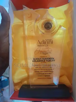 Acrylics Awards Q1