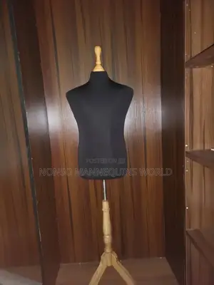 Male Body Form With Wooden Base Stand Stabd