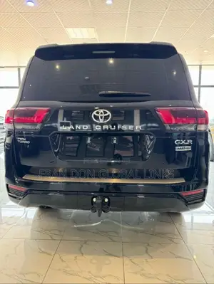 New Toyota Land Cruiser 2023 Black