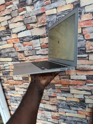 Laptop Apple MacBook Air 2012 8GB Intel Core I5 SSD 128GB