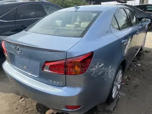 Lexus IS 250 2009 Blue