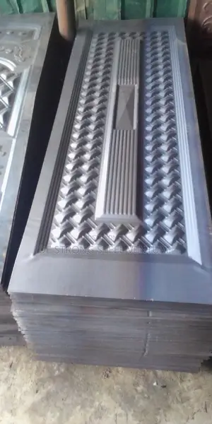 Design Door ( 3 X 6 ) Feet