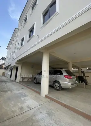 Furnished 3bdrm Block of Flats in Surulere for rent