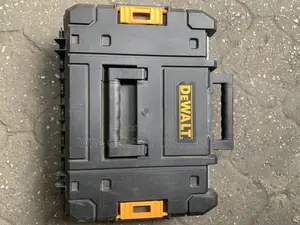118 Volts DEWALT Angle Grinder