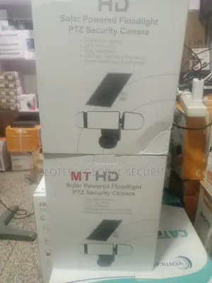 HD Solar Powered Floodlight PTZ Camera