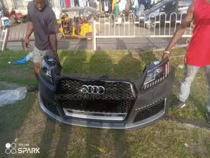Upgrading Kit Front Bumper Full Light Audi Q7 2010 and 2018