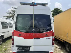 Mercedes-Benz Sprinter 2014 White