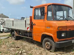 Foreign Used Mercedes Benz 508 Truck