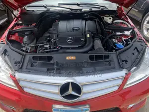 Mercedes-Benz C350 2013 Red