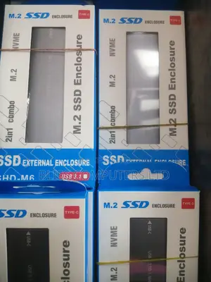 M. 2 SSD Encloure Adapter Reader