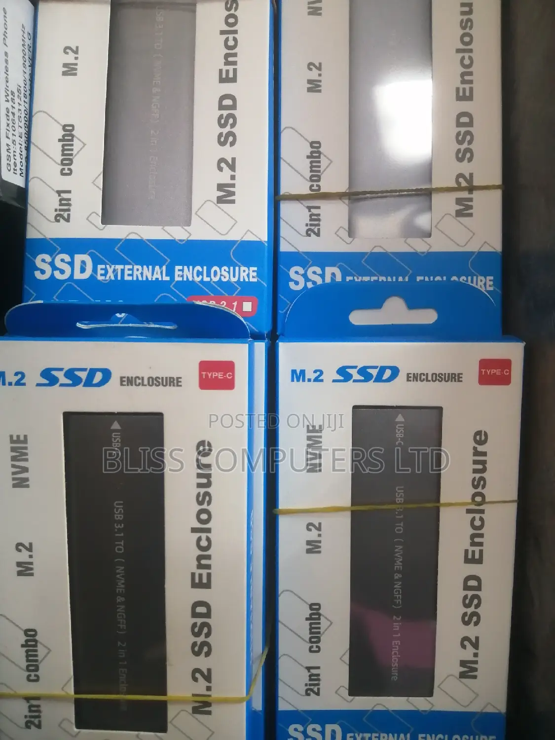 M. 2 SSD Encloure Adapter Reader