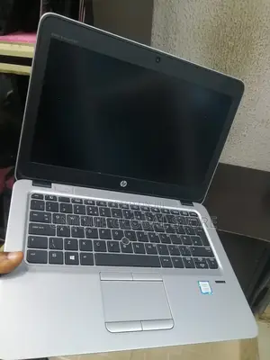 Laptop HP EliteBook 820 G4 8GB Intel Core I7 SSD 256GB