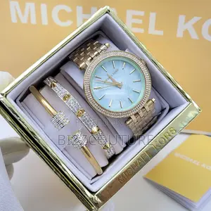 Original MICHAEL KORS Chain Watch Available in Store