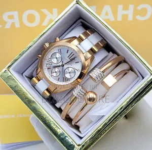 Original MICHAEL KORS Gold Chain Watch Available in Store