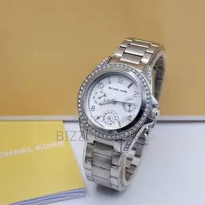 Original MICHAEL KORS Gold Chain Watch Available in Store