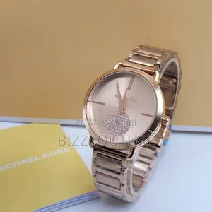 Original MICHAEL KORS Gold Chain Watch Available in Store