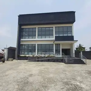 Luxury Plaza With Private Toilet N Constant Power in Ph