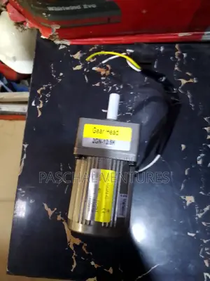 Motor Packaging Machine