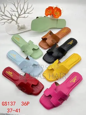 Women’S Flat Slippers