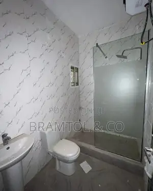4bdrm Townhouse/Terrace in Galadimawa for Sale