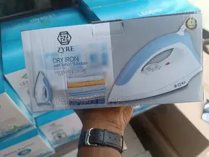 Zyre Dry Iron - 1200 Watts