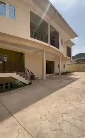16bdrm Maisonette in Along Brown & Brown, Enugu for sale