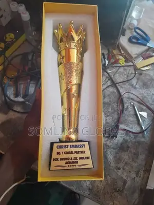 Trophy Award Dd