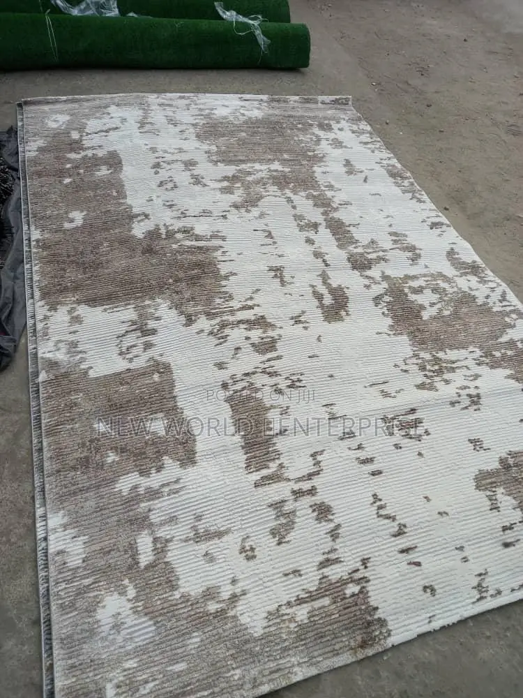 Modern Persian Centre Rug