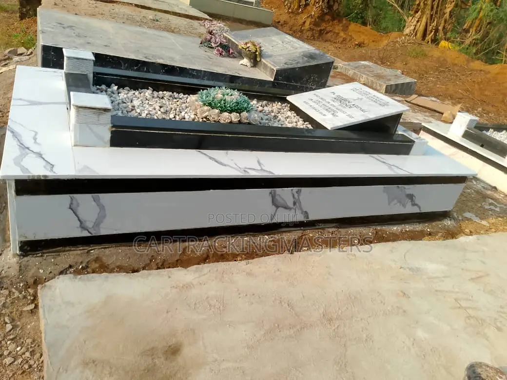 Marble Tomb/Grave