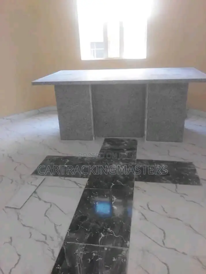 Marble Tomb/Grave