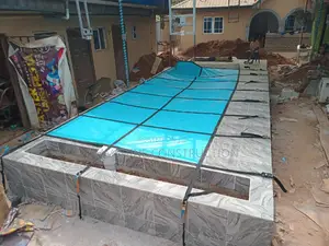 Swimming Pool With Pool Cover