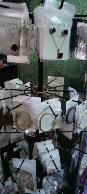 Set of Ear Ring