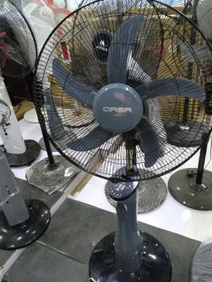 Qasa Rechargeable Fan With Lithium Battery 18inch