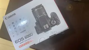 Canon EOS 600D With Lens 18-55mm