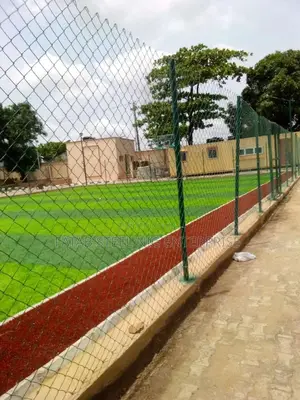 8ft Coated Chainlinks Fence Wire