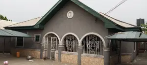 4bdrm Bungalow in Akwaka , Rumuodomaya, Port-Harcourt for sale